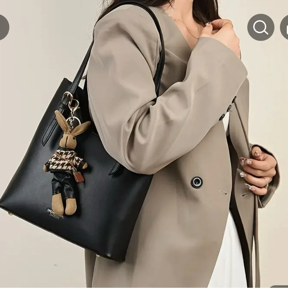 Classic hobo bags - Picture 4 of 4